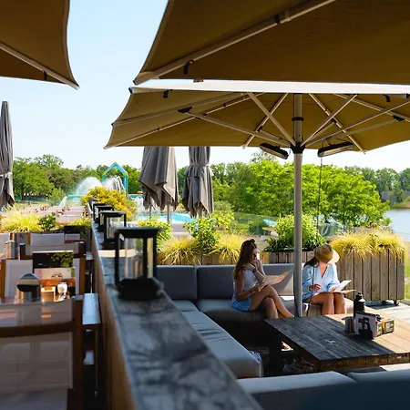 Lüks kamp alanı Glamping De Schatberg Sevenum